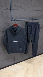 On Running Core Tracksuit Black - Afbeelding 2